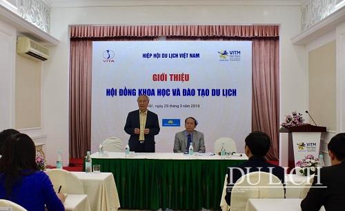 Phó Chủ tịch thường trực Hiệp hội Du lịch Việt Nam Vũ Thế Bình thông tin về Hội đồng